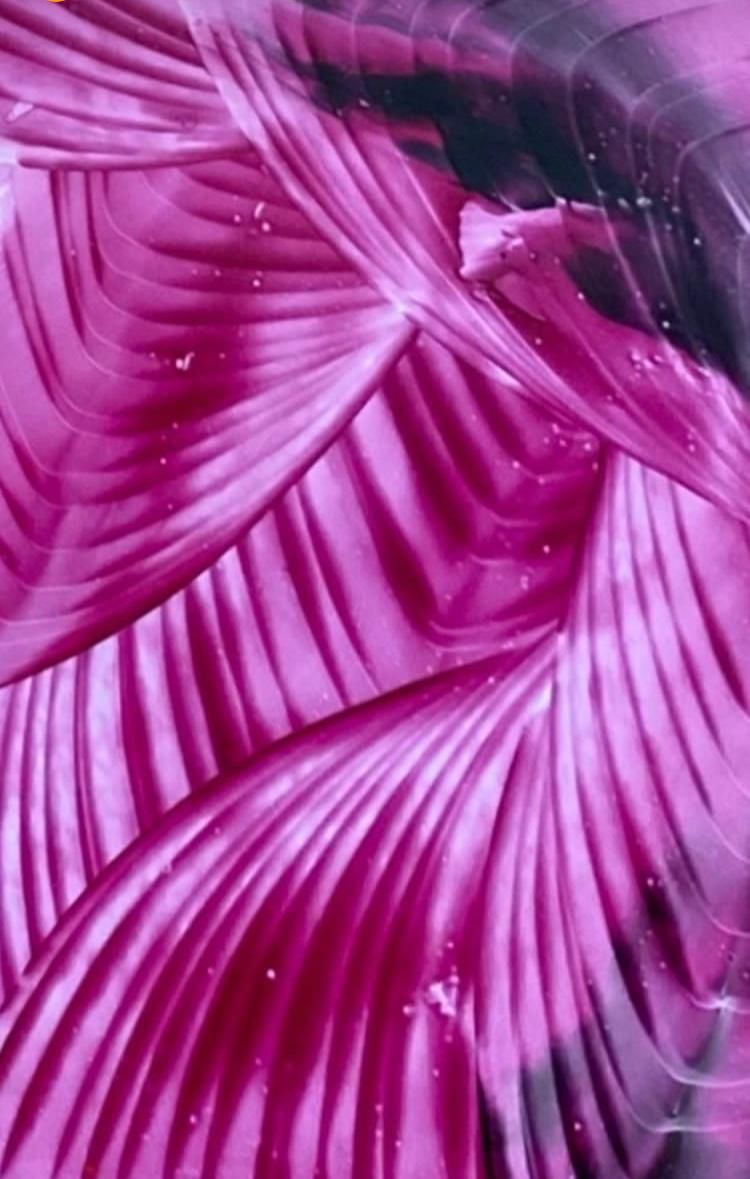 Kreative Bilder in verschiedenen Farben hergestellt mit der Enkaustik- Maltechnik.